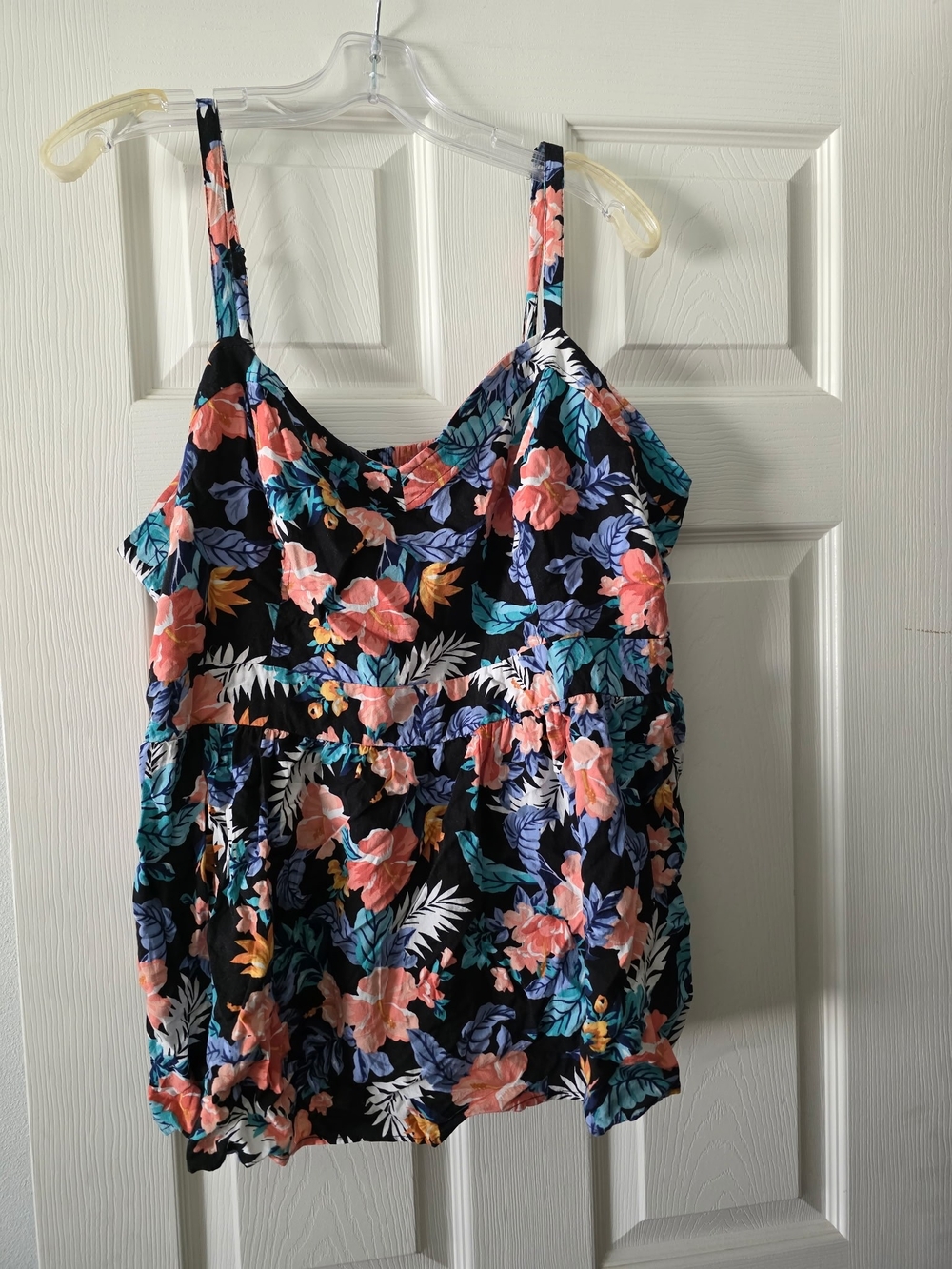 torrid Black Floral Tank Top with Coral & Teal Leaves